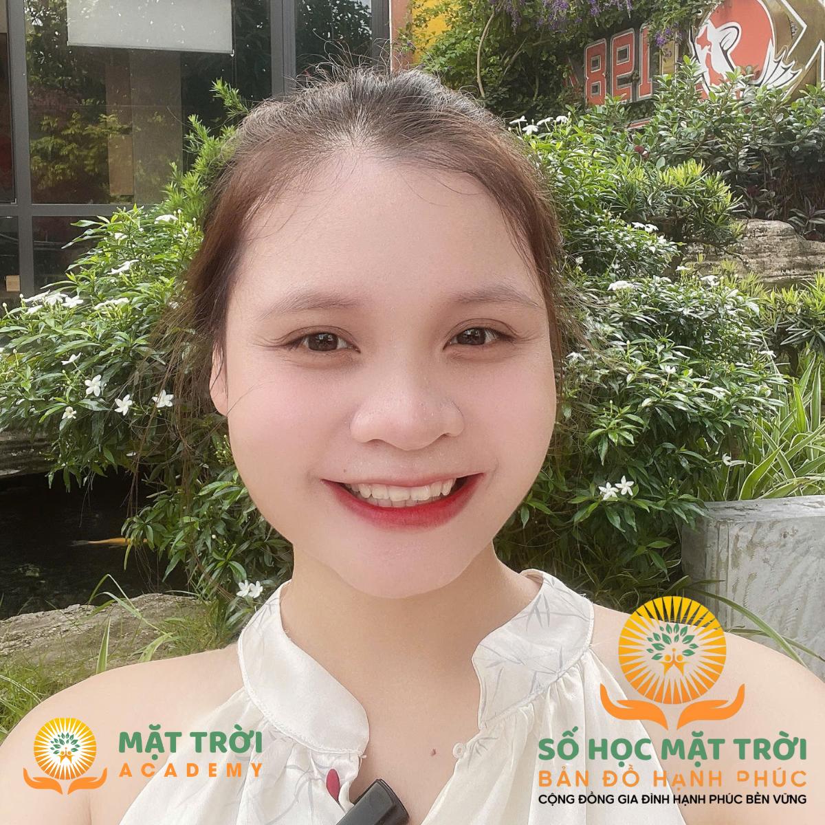 Coach Dương Linh