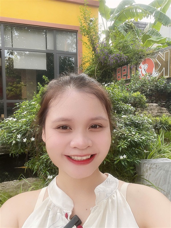 Coach Dương Linh